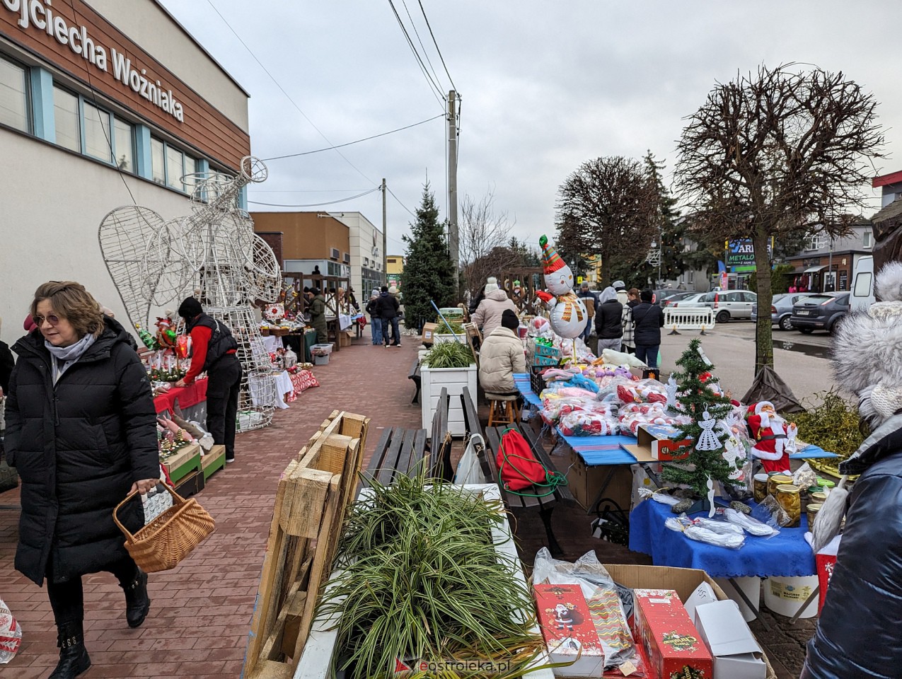 Jarmark Bożonarodzeniowy w Kadzidle [16.12.2023] - zdjęcie #55 - eOstroleka.pl