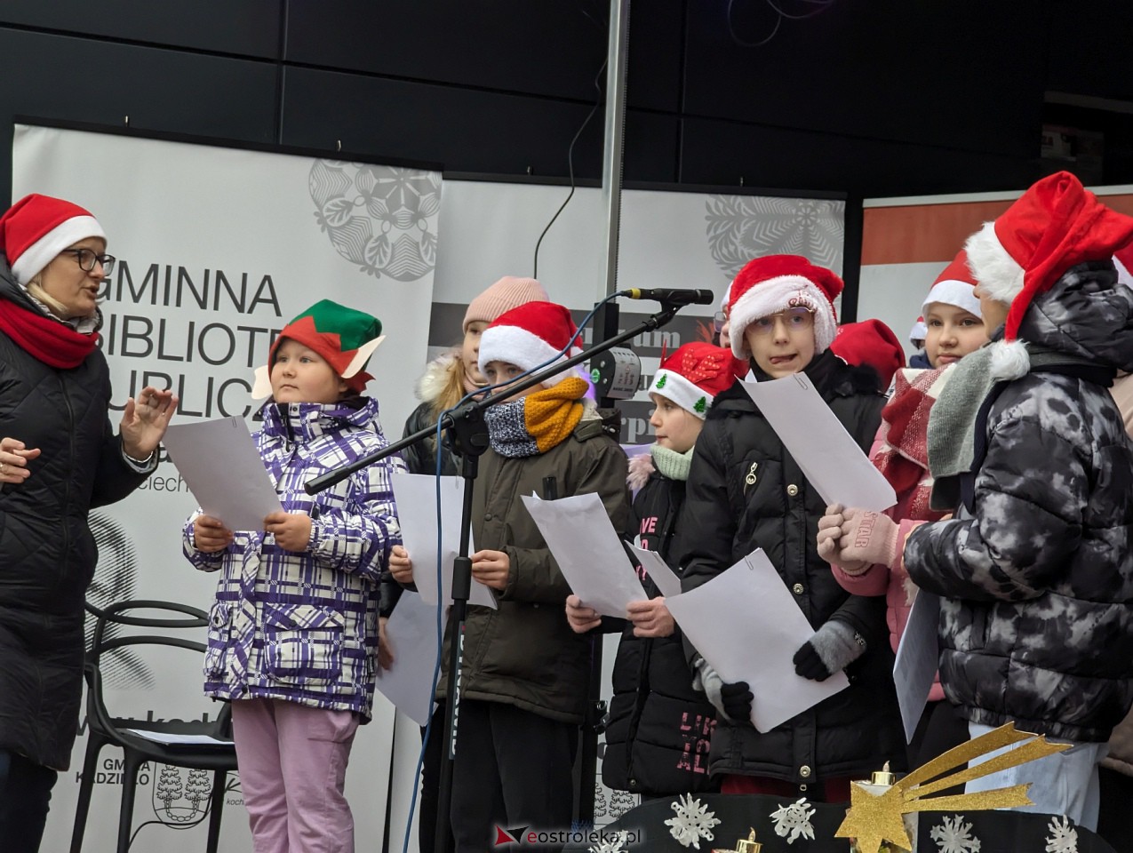 Jarmark Bożonarodzeniowy w Kadzidle [16.12.2023] - zdjęcie #12 - eOstroleka.pl