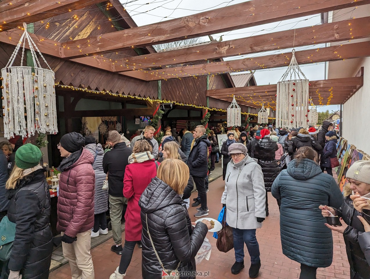 Jarmark Bożonarodzeniowy w Kadzidle [16.12.2023] - zdjęcie #8 - eOstroleka.pl