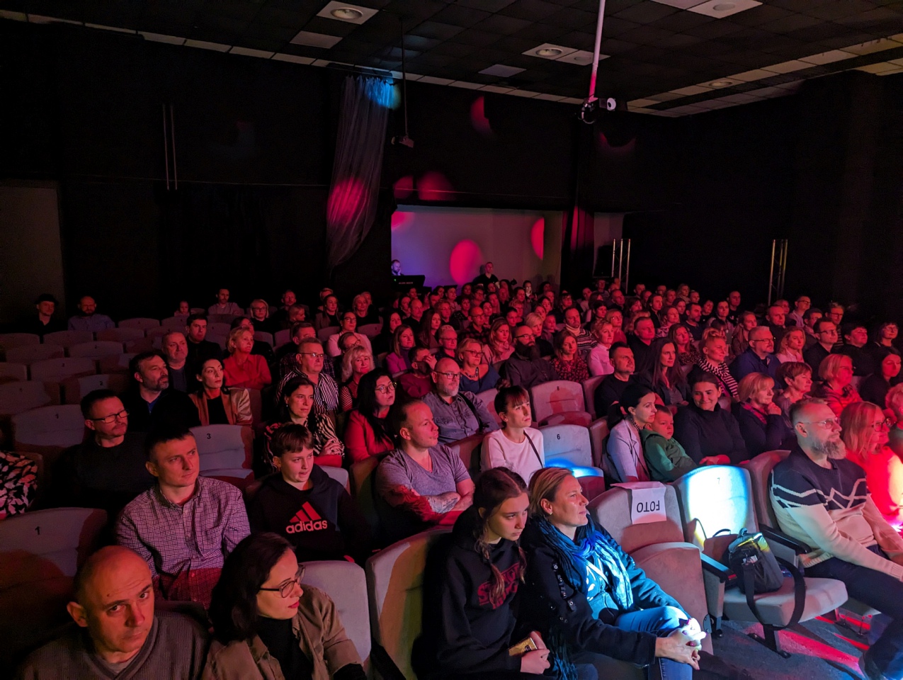 Paulina Przybysz w Multimedialnym Centrum Natura [16.12.2023] - zdjęcie #3 - eOstroleka.pl