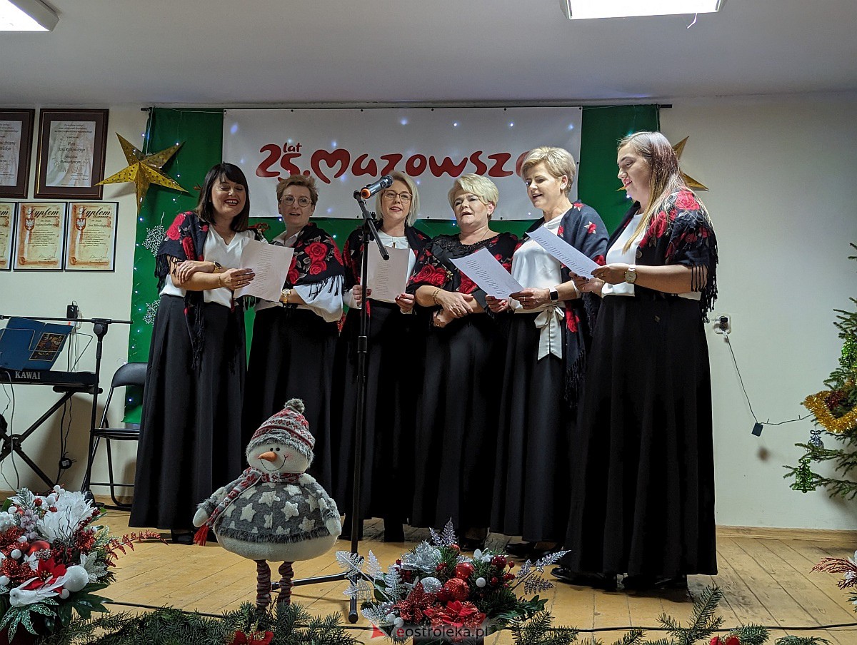 Przegląd Kolęd i pastorałek w Milewie Wielkim [16.12.2023] - zdjęcie #15 - eOstroleka.pl