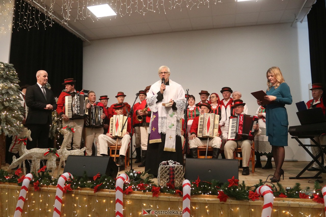 Spotkanie świąteczne w Lelisie [17.12.2023] - zdjęcie #182 - eOstroleka.pl
