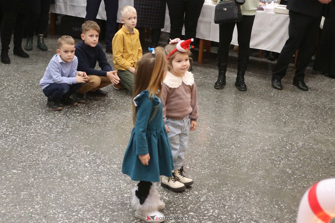 Spotkanie świąteczne w Lelisie [17.12.2023] - zdjęcie #169 - eOstroleka.pl