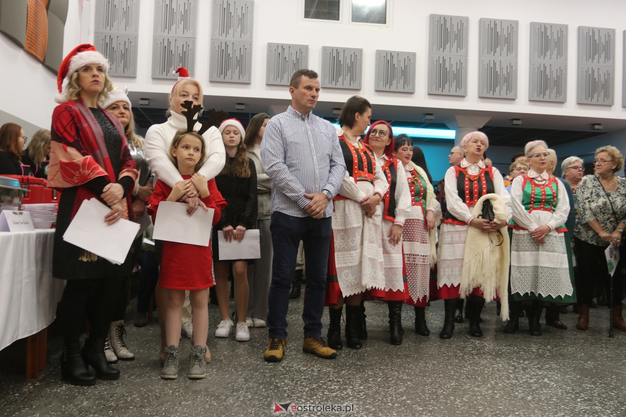 Spotkanie świąteczne w Lelisie [17.12.2023] - zdjęcie #159 - eOstroleka.pl