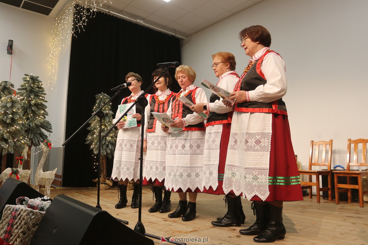 Spotkanie świąteczne w Lelisie [17.12.2023] - zdjęcie #158 - eOstroleka.pl