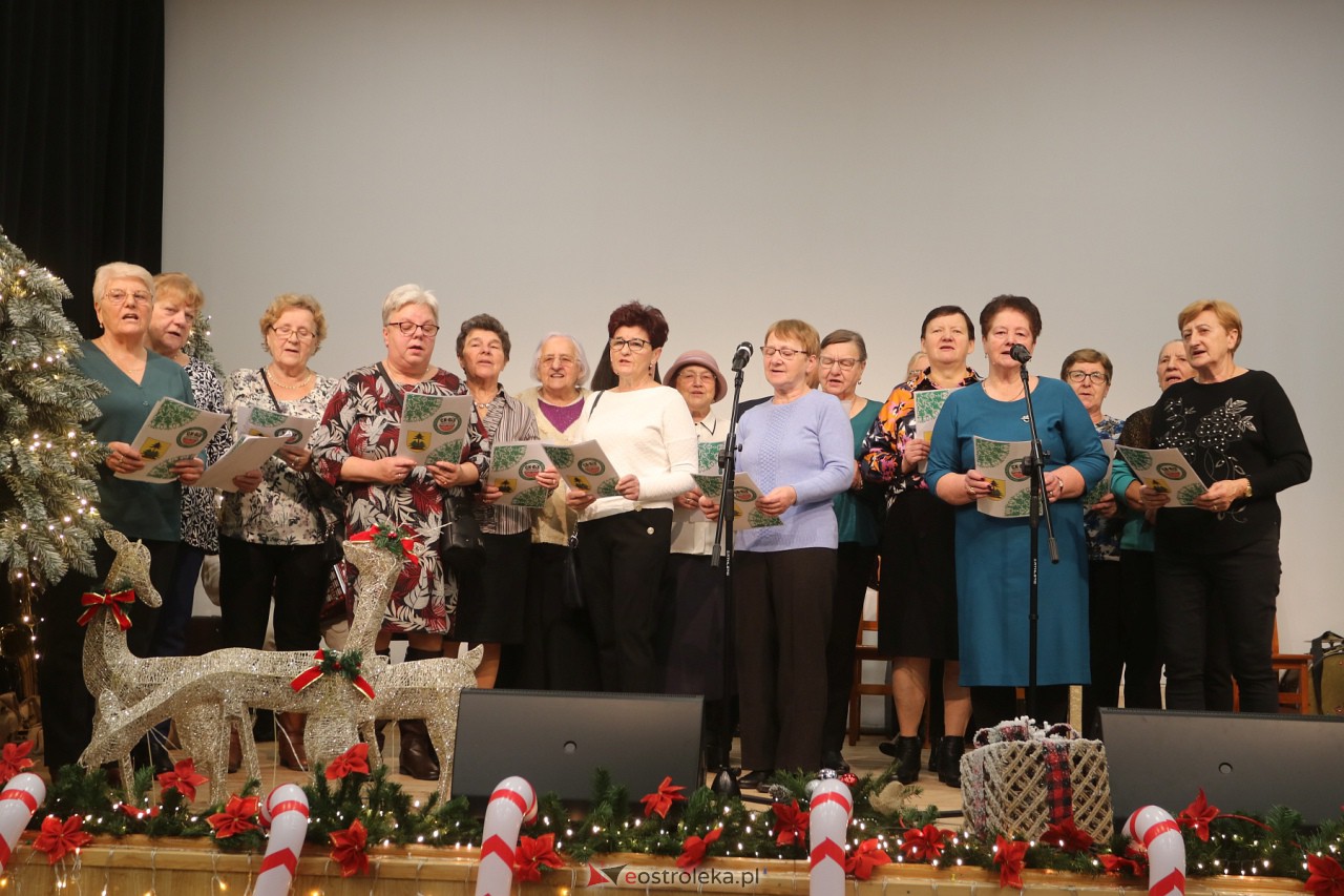 Spotkanie świąteczne w Lelisie [17.12.2023] - zdjęcie #152 - eOstroleka.pl