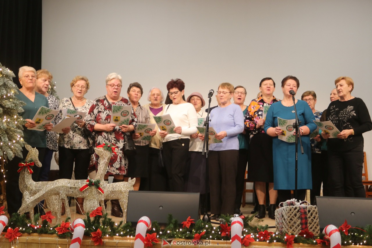 Spotkanie świąteczne w Lelisie [17.12.2023] - zdjęcie #149 - eOstroleka.pl