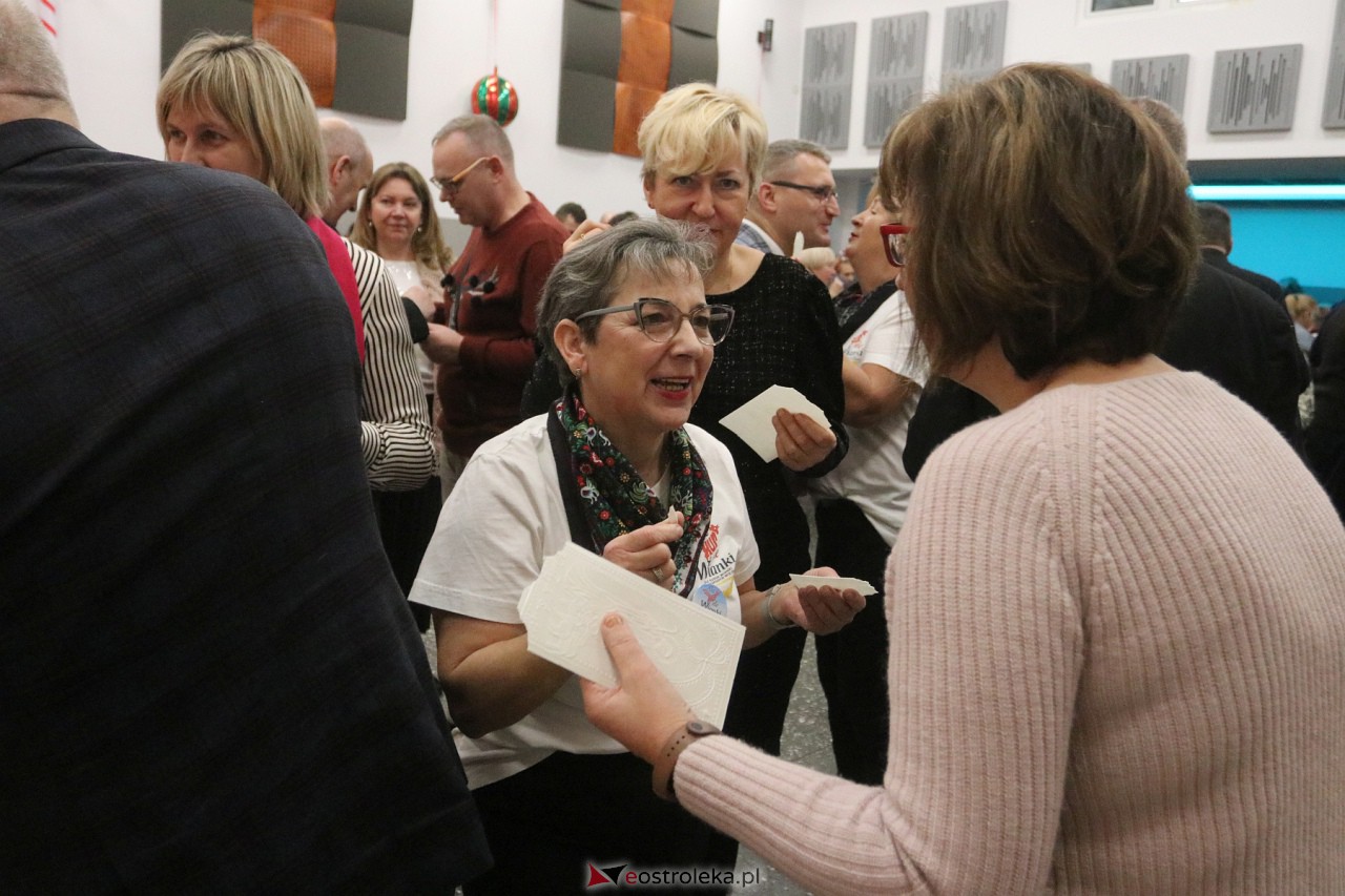 Spotkanie świąteczne w Lelisie [17.12.2023] - zdjęcie #127 - eOstroleka.pl