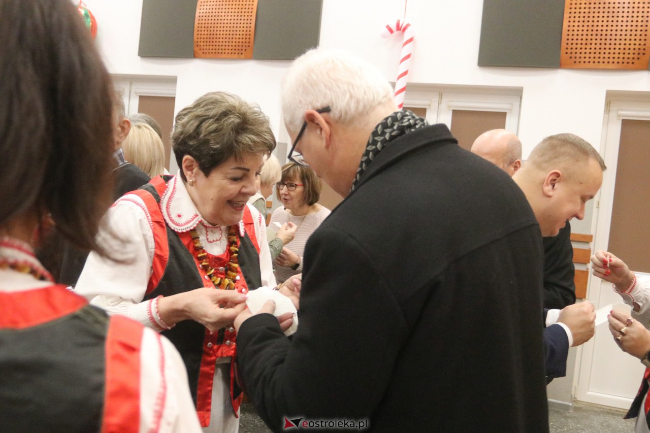 Spotkanie świąteczne w Lelisie [17.12.2023] - zdjęcie #87 - eOstroleka.pl