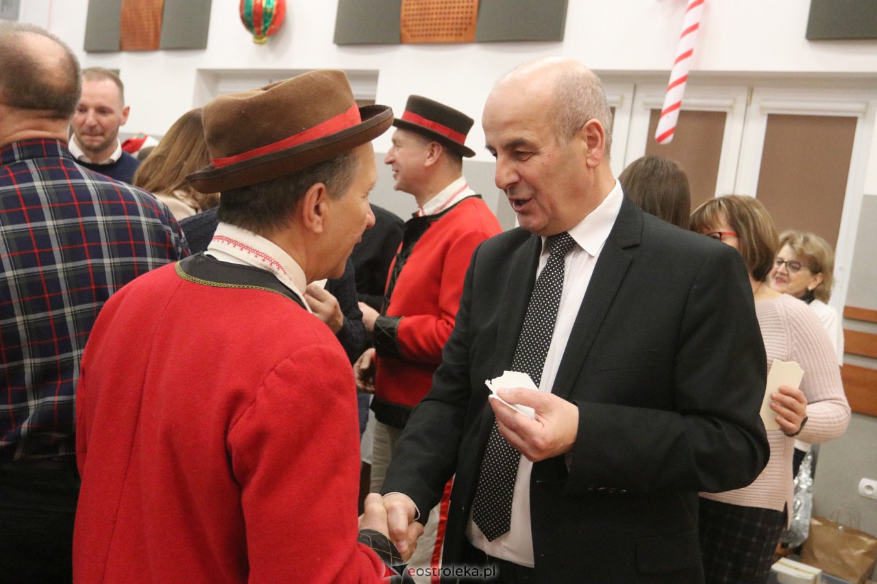 Spotkanie świąteczne w Lelisie [17.12.2023] - zdjęcie #81 - eOstroleka.pl