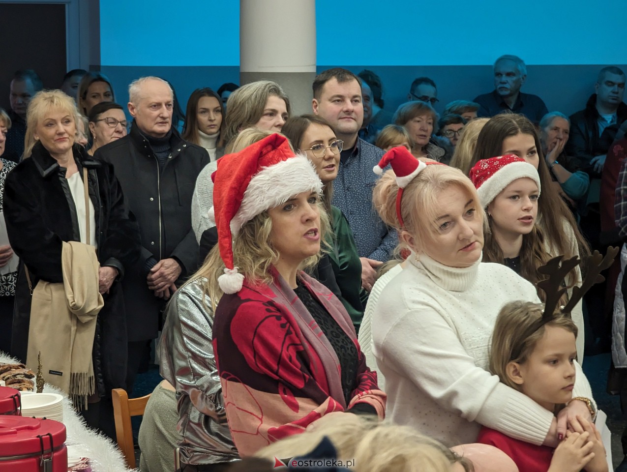 Spotkanie świąteczne w Lelisie [17.12.2023] - zdjęcie #43 - eOstroleka.pl