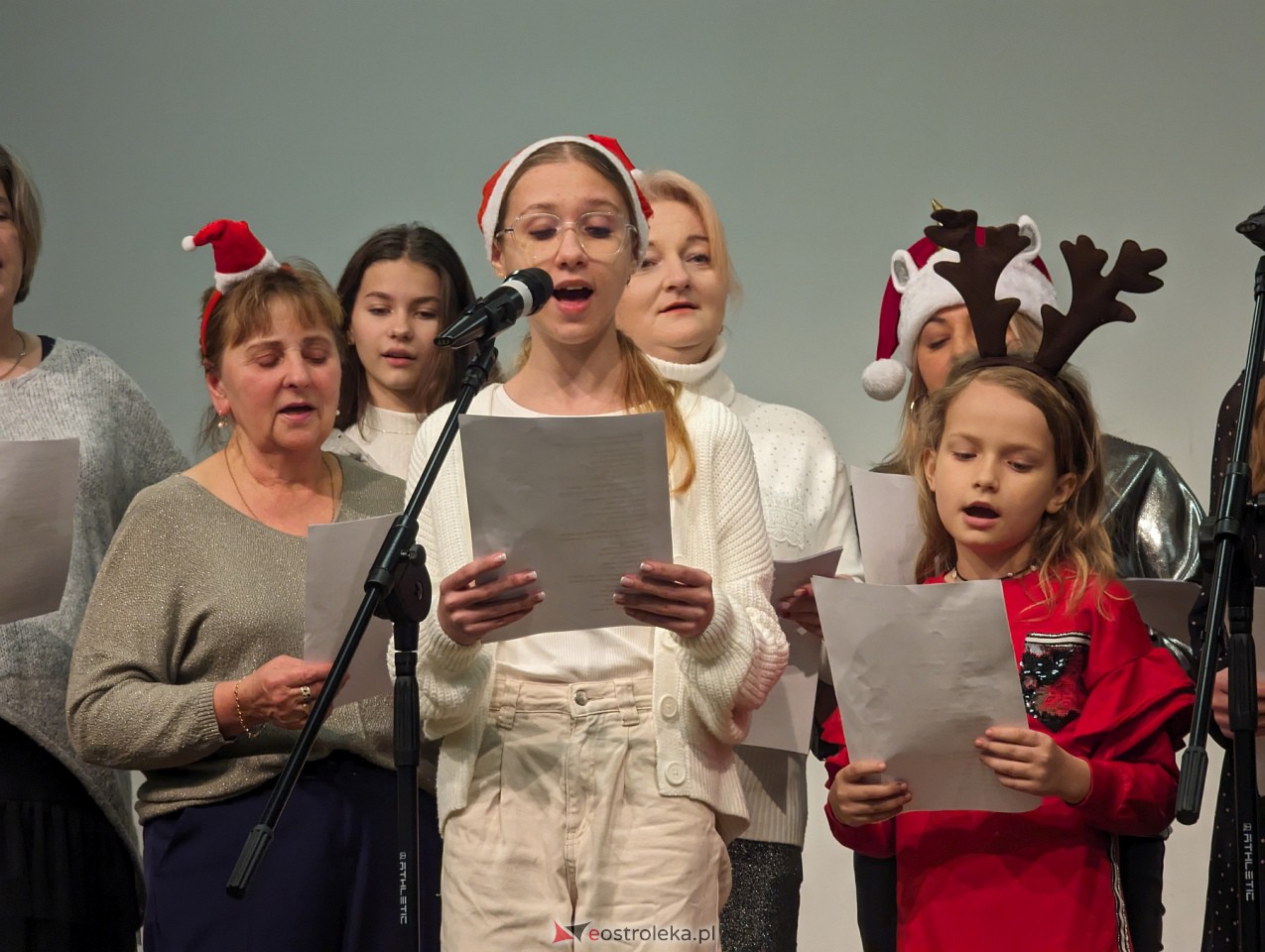 Spotkanie świąteczne w Lelisie [17.12.2023] - zdjęcie #16 - eOstroleka.pl