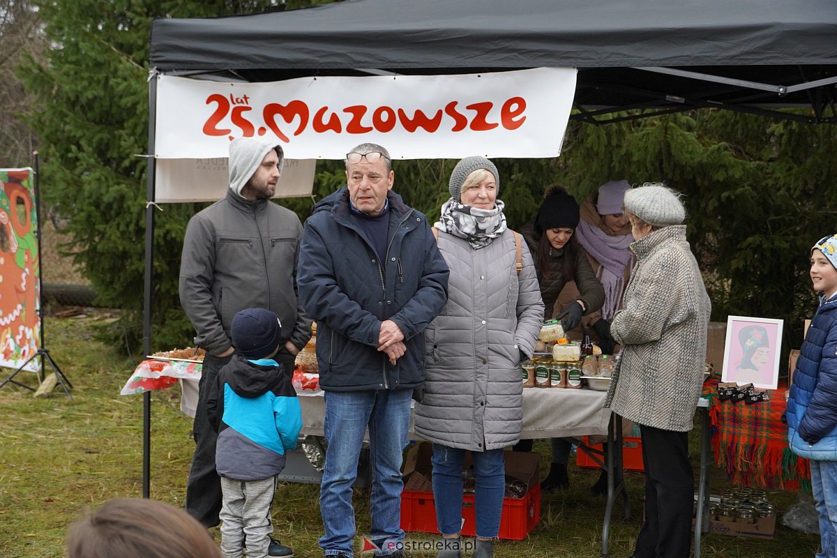 Świąteczne Smaki Kurpiowszczyzny na Osiedlu Łazek [17.12.2023] - zdjęcie #76 - eOstroleka.pl