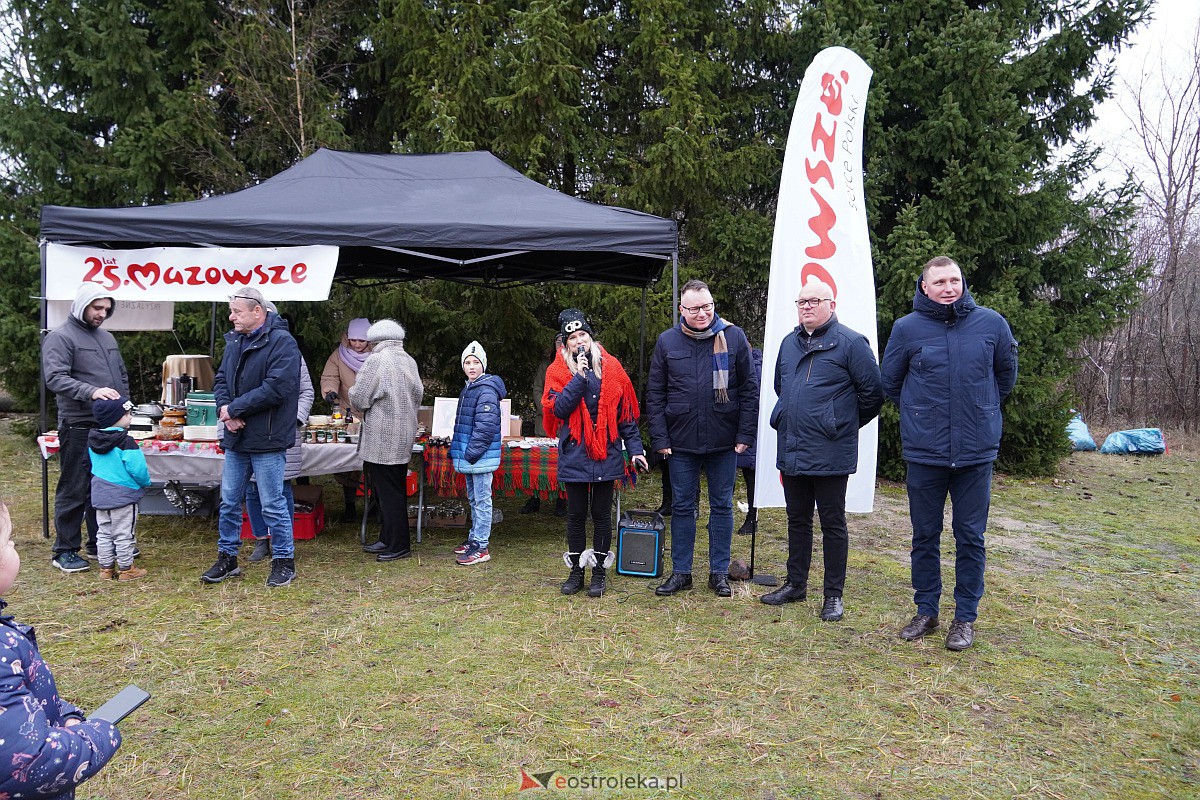 Świąteczne Smaki Kurpiowszczyzny na Osiedlu Łazek [17.12.2023] - zdjęcie #73 - eOstroleka.pl