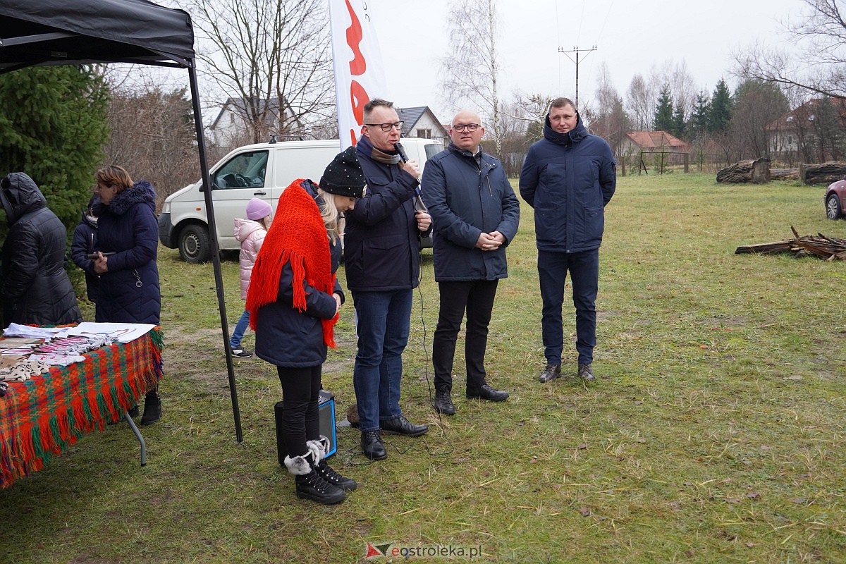 Świąteczne Smaki Kurpiowszczyzny na Osiedlu Łazek [17.12.2023] - zdjęcie #61 - eOstroleka.pl