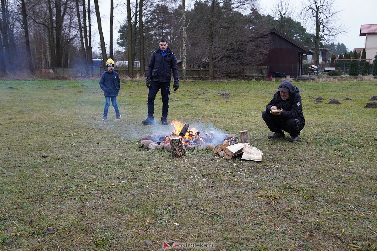 Świąteczne Smaki Kurpiowszczyzny na Osiedlu Łazek [17.12.2023] - zdjęcie #48 - eOstroleka.pl