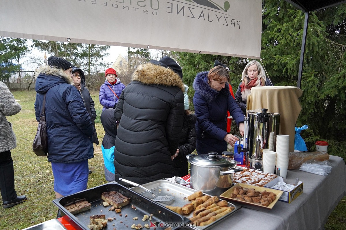 Świąteczne Smaki Kurpiowszczyzny na Osiedlu Łazek [17.12.2023] - zdjęcie #64 - eOstroleka.pl