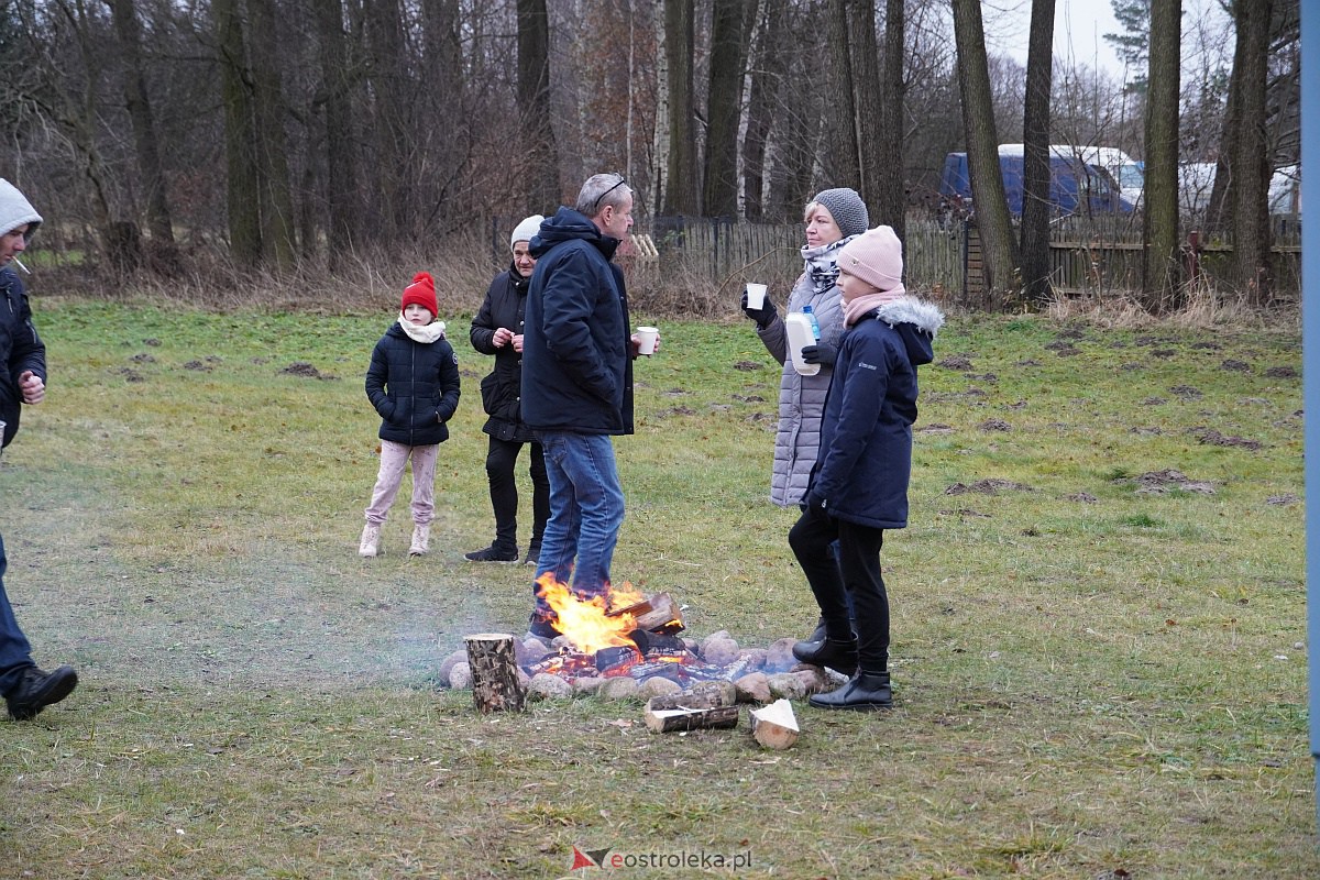 Świąteczne Smaki Kurpiowszczyzny na Osiedlu Łazek [17.12.2023] - zdjęcie #67 - eOstroleka.pl