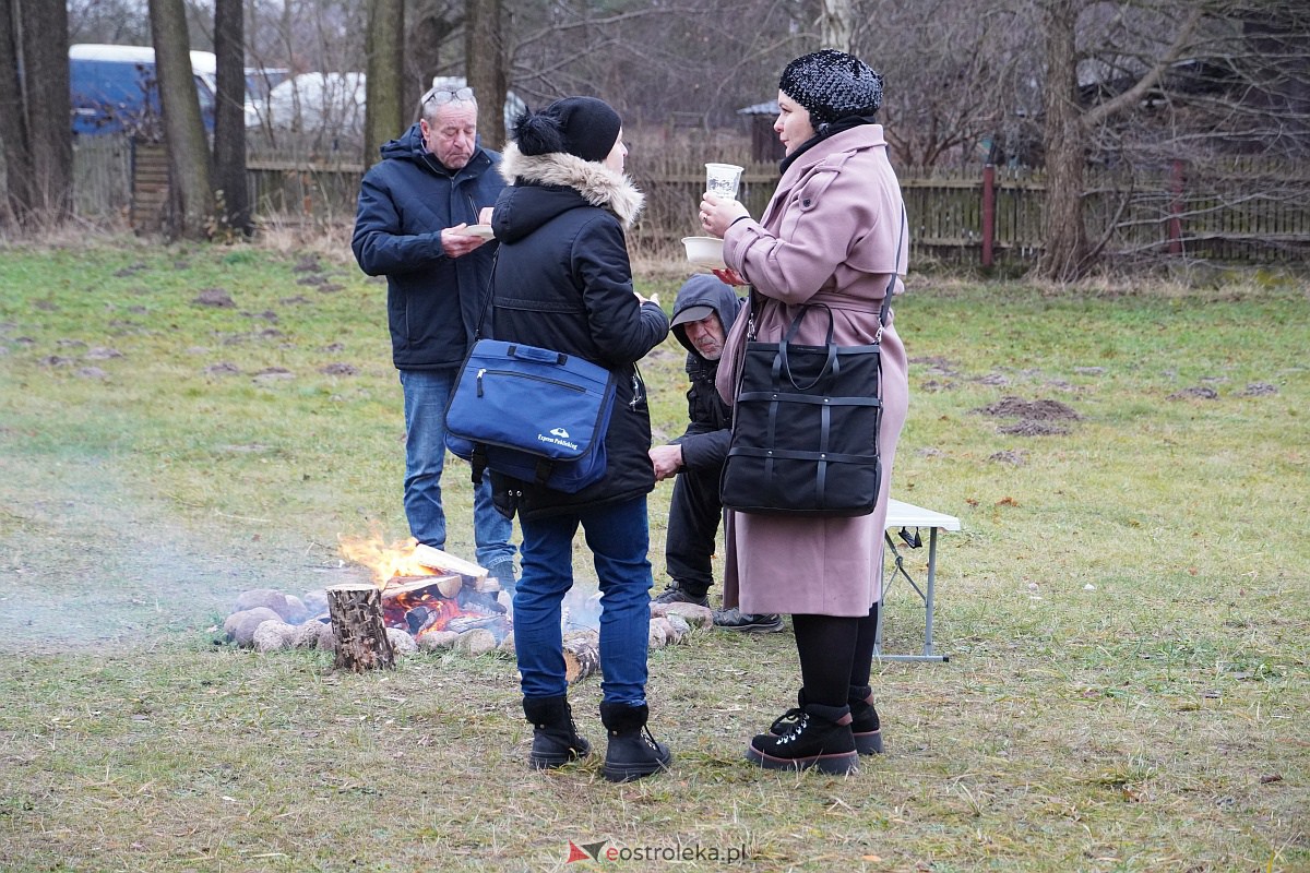 Świąteczne Smaki Kurpiowszczyzny na Osiedlu Łazek [17.12.2023] - zdjęcie #70 - eOstroleka.pl