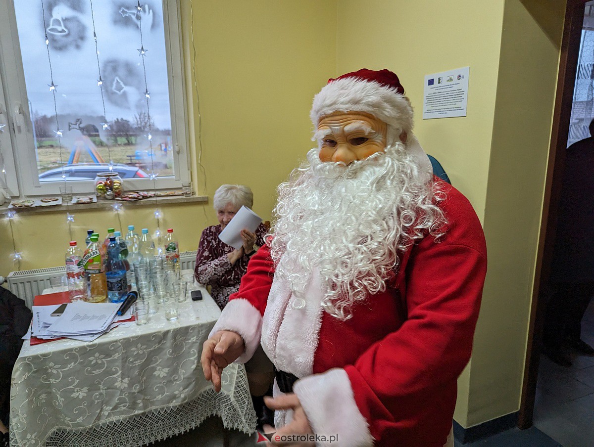 Mikołajki z KGW Pierożanki [17.12.2023] - zdjęcie #45 - eOstroleka.pl