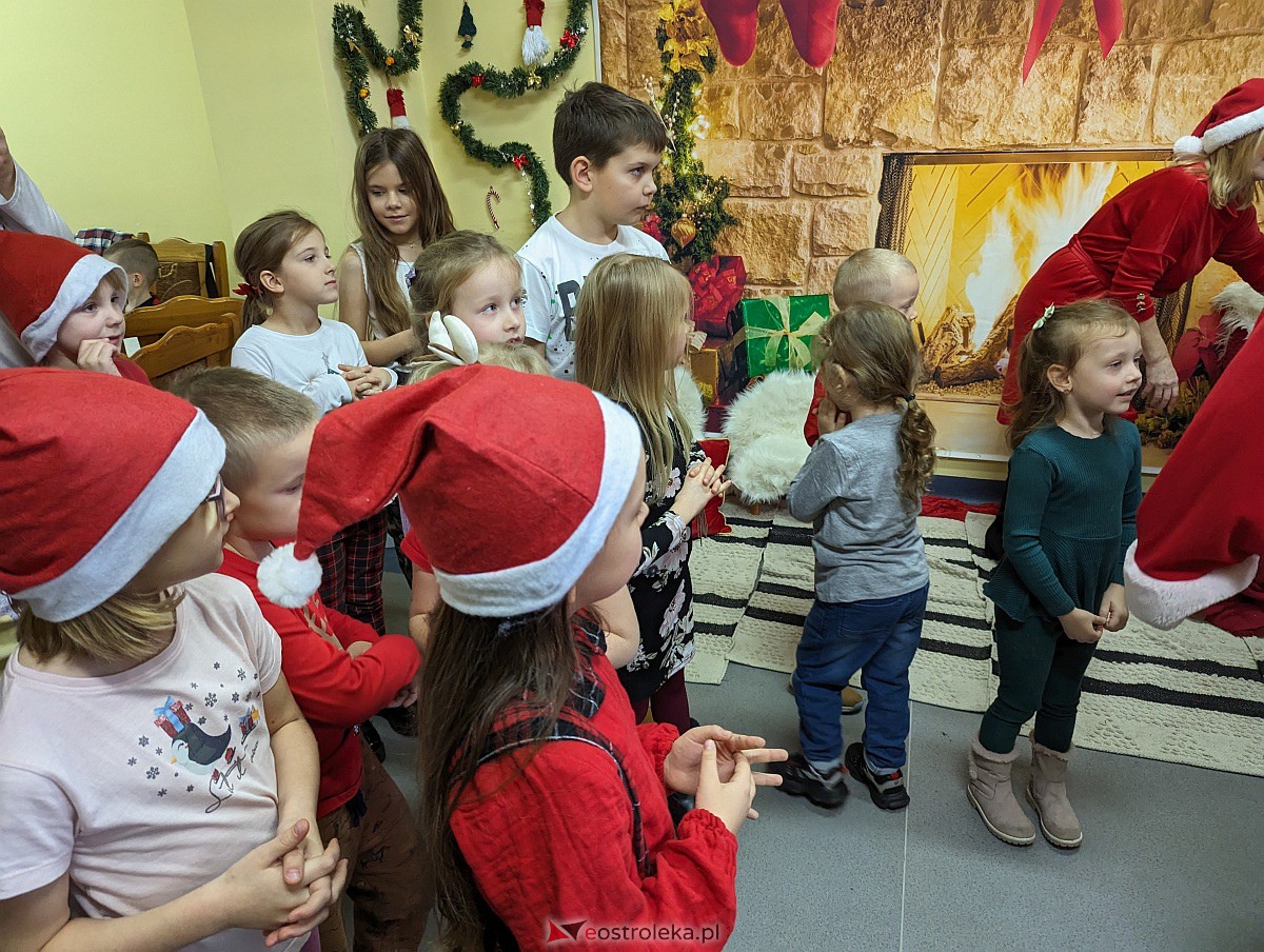 Mikołajki z KGW Pierożanki [17.12.2023] - zdjęcie #44 - eOstroleka.pl