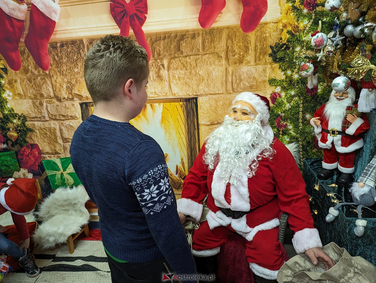 Mikołajki z KGW Pierożanki [17.12.2023] - zdjęcie #37 - eOstroleka.pl