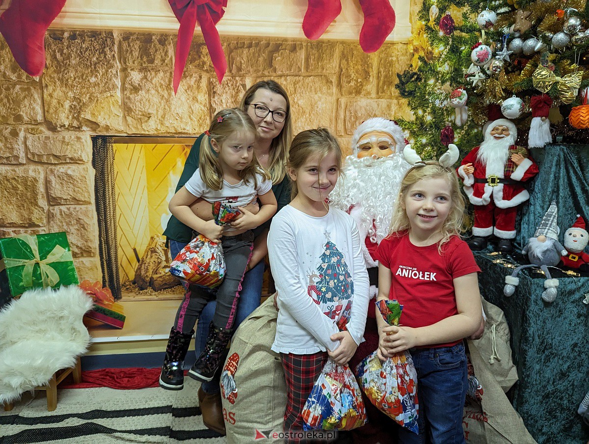 Mikołajki z KGW Pierożanki [17.12.2023] - zdjęcie #21 - eOstroleka.pl