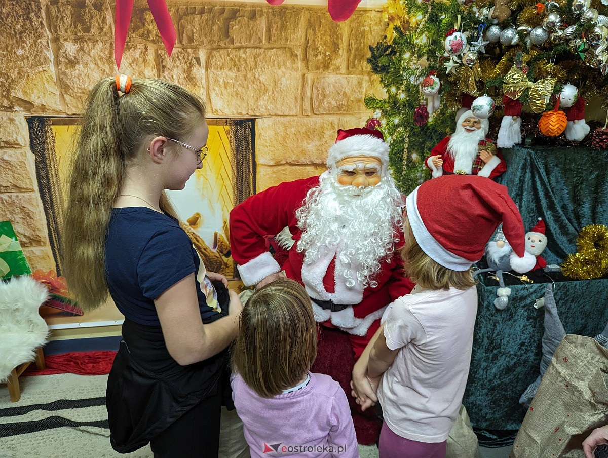 Mikołajki z KGW Pierożanki [17.12.2023] - zdjęcie #19 - eOstroleka.pl