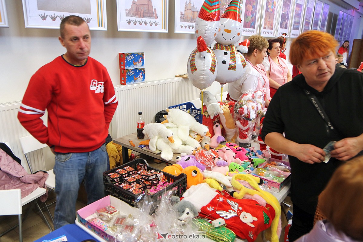 Jarmark Bożonarodzeniowy w Łysych [17.12.2023] - zdjęcie #46 - eOstroleka.pl