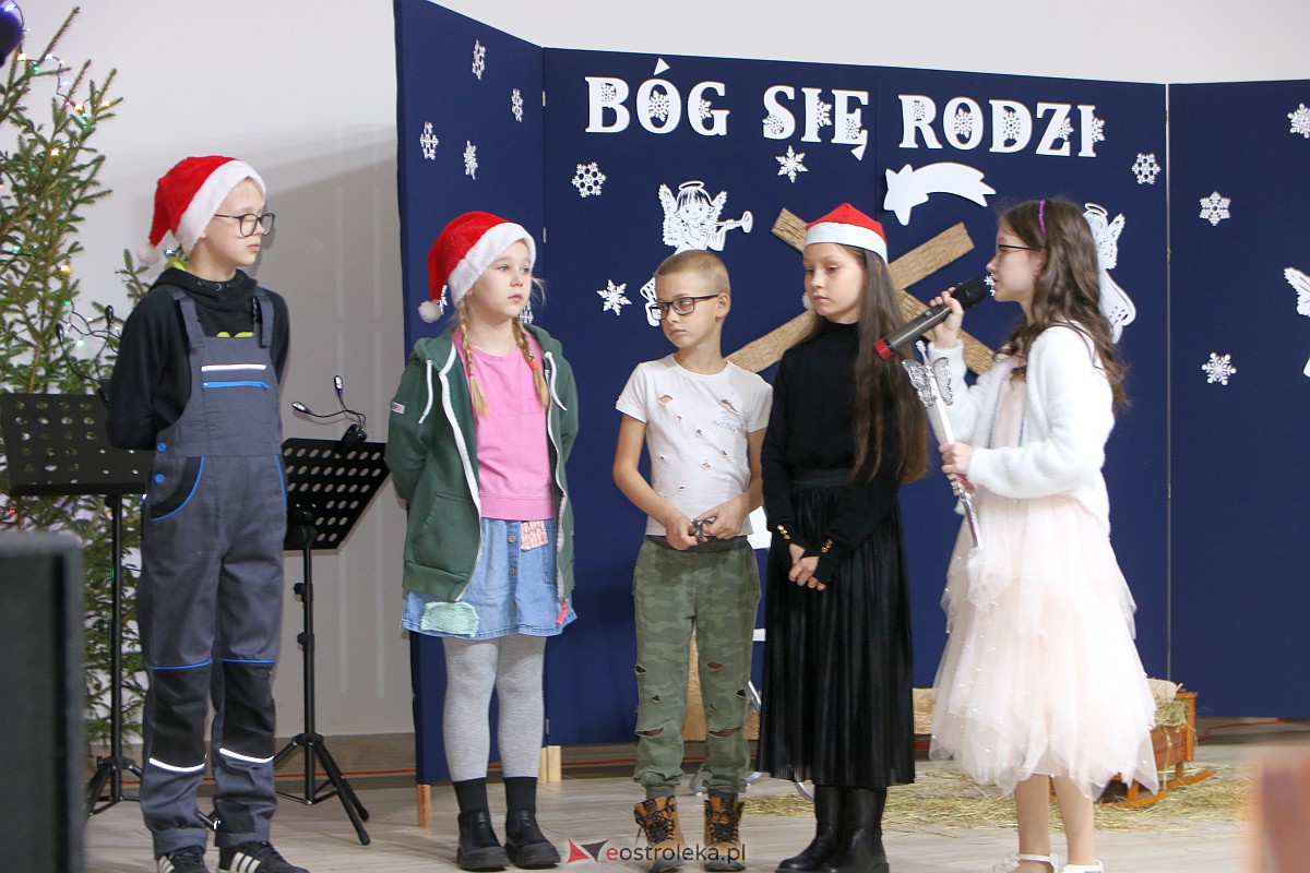 Jarmark Bożonarodzeniowy w Łysych [17.12.2023] - zdjęcie #8 - eOstroleka.pl