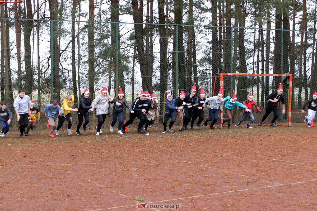 Jarmark Bożonarodzeniowy w Czarni [17.12.2023] - zdjęcie #5 - eOstroleka.pl