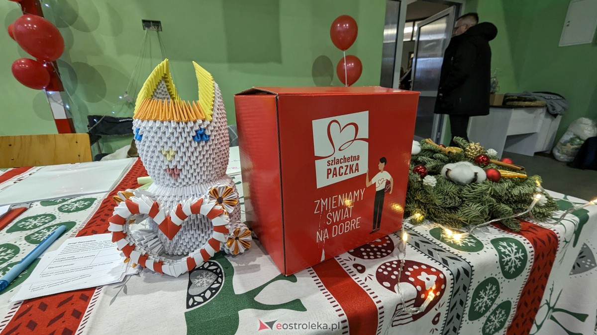 23. finał Szlachetnej Paczki w Ostrołęce [17.12.2023] - zdjęcie #25 - eOstroleka.pl