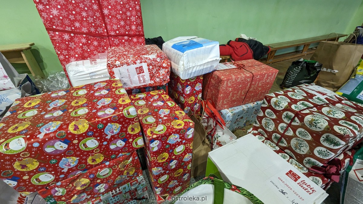 23. finał Szlachetnej Paczki w Ostrołęce [17.12.2023] - zdjęcie #20 - eOstroleka.pl