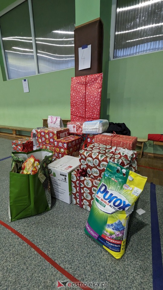 23. finał Szlachetnej Paczki w Ostrołęce [17.12.2023] - zdjęcie #15 - eOstroleka.pl