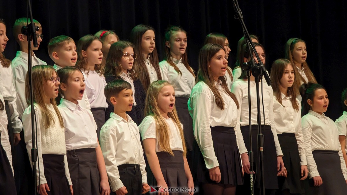 25. Ostrołęckie Spotkania Chóralne [17.12.2023] - zdjęcie #4 - eOstroleka.pl