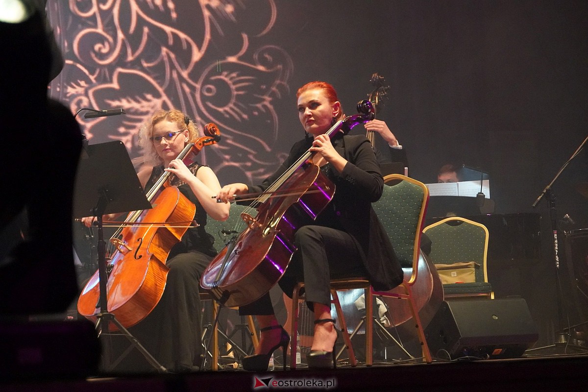„Niezwykli jak Jan Kiepura”: piękny koncert z okazji 25-lecia Mazowsza [18.12.2023] - zdjęcie #72 - eOstroleka.pl