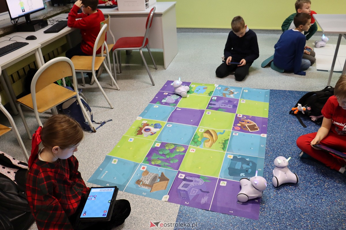 Programowanie w Szkole Podstawowej nr 10 [19.12.2023] - zdjęcie #7 - eOstroleka.pl
