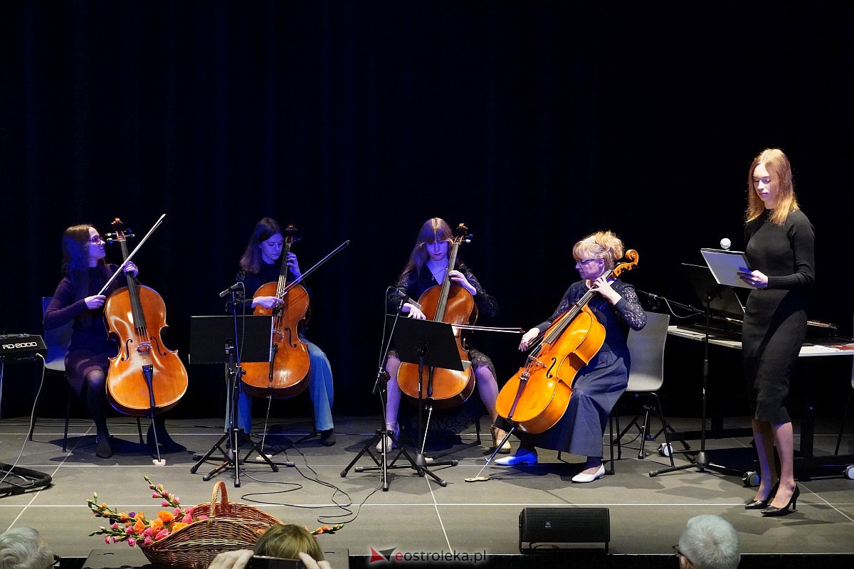 Sesja Rady Powiatu w Ostrołęce [19.12.2023] - zdjęcie #7 - eOstroleka.pl