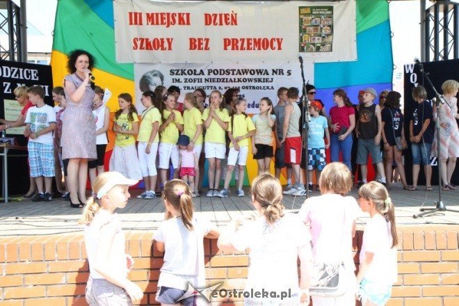 III miejski dzień szkolny przeciw przemocy(06.06.2011) - zdjęcie #15 - eOstroleka.pl