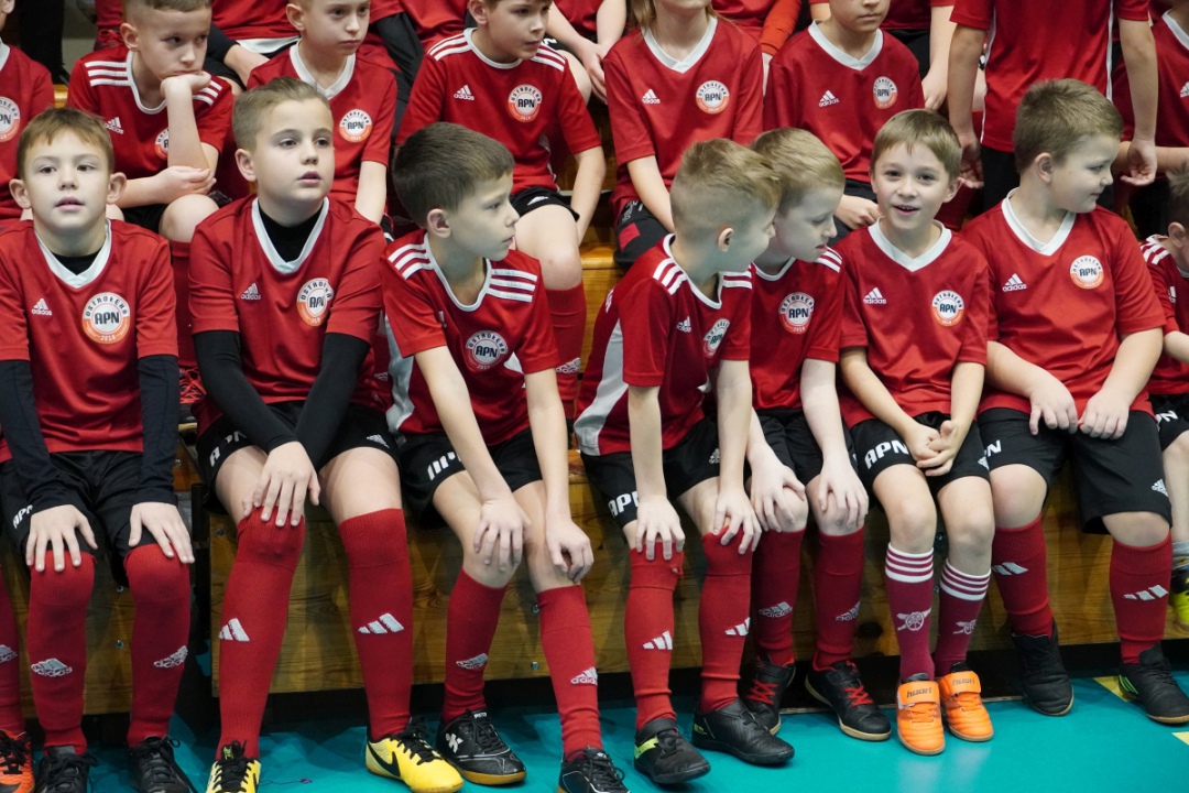 Futbolowa wigilia w APN Ostrołęka [20.12.2023] - zdjęcie #104 - eOstroleka.pl