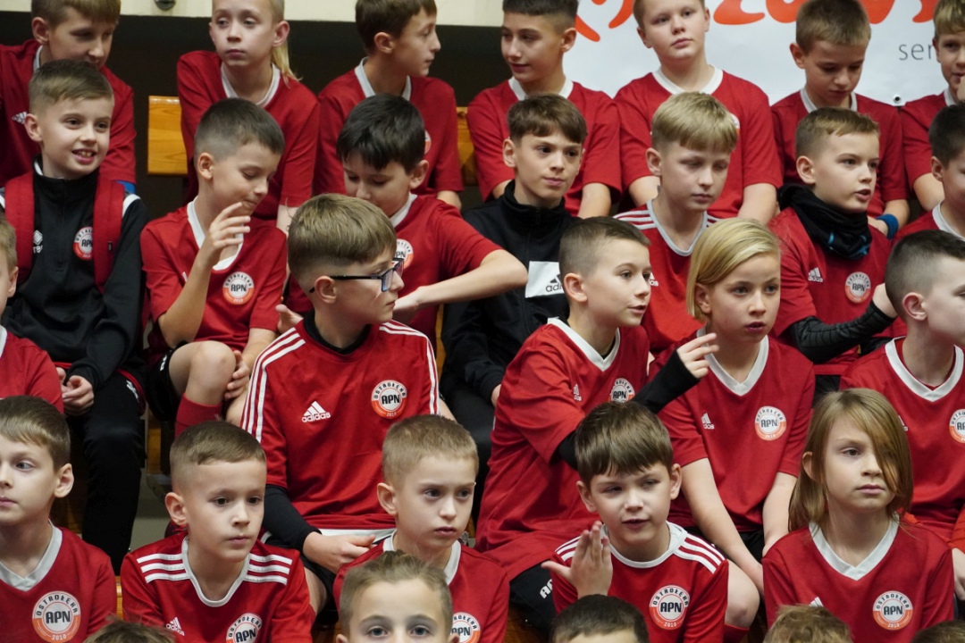 Futbolowa wigilia w APN Ostrołęka [20.12.2023] - zdjęcie #93 - eOstroleka.pl