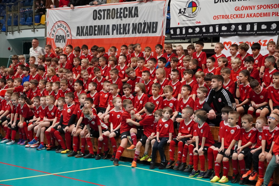 Futbolowa wigilia w APN Ostrołęka [20.12.2023] - zdjęcie #74 - eOstroleka.pl