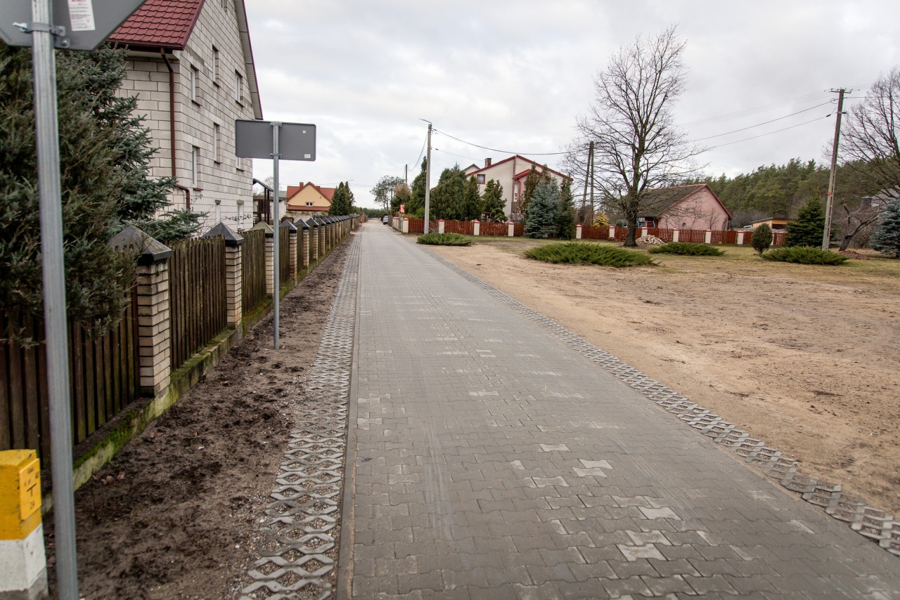 Inwestycje drogowe w Łęgu Starościńskim i Przedmiejskim w 2023 roku - zdjęcie #6 - eOstroleka.pl