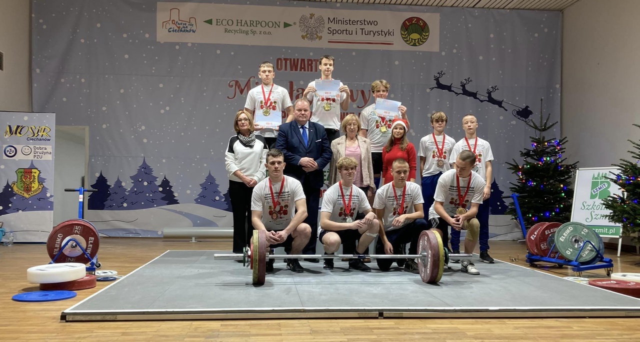 Ogólnopolski Otwarty Mikołajkowy Turniej o Puchar Prezesa Krajowego Zrzeszenia LZS w Podnoszeniu Ciężarów [15-17.12.2023] - zdjęcie #16 - eOstroleka.pl