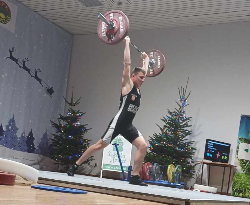 Ogólnopolski Otwarty Mikołajkowy Turniej o Puchar Prezesa Krajowego Zrzeszenia LZS w Podnoszeniu Ciężarów [15-17.12.2023] - zdjęcie #2 - eOstroleka.pl