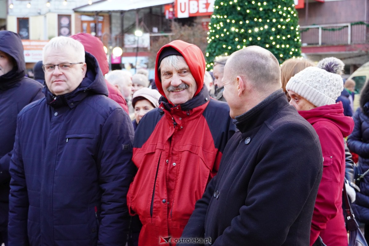 Wigilia miejska 2023 w Ostrołęce [23.12.2023] - zdjęcie #69 - eOstroleka.pl