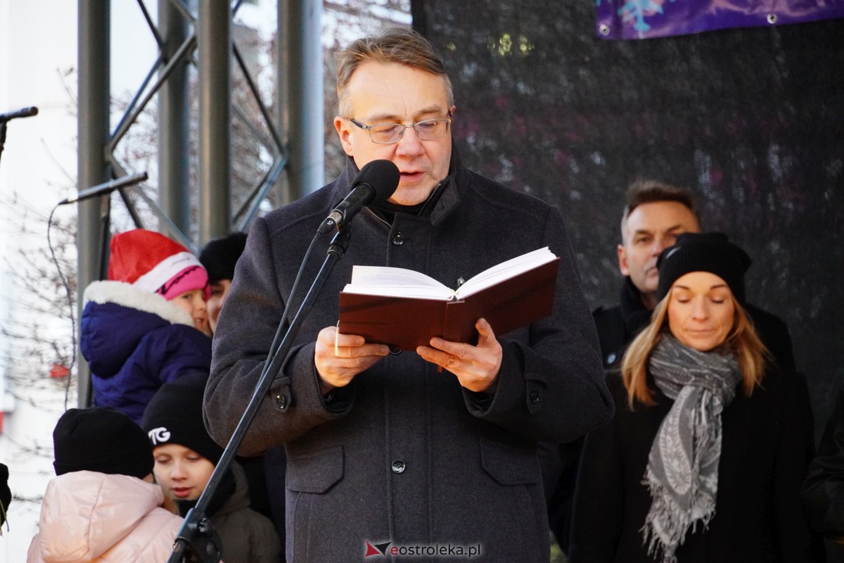 Wigilia miejska 2023 w Ostrołęce [23.12.2023] - zdjęcie #106 - eOstroleka.pl