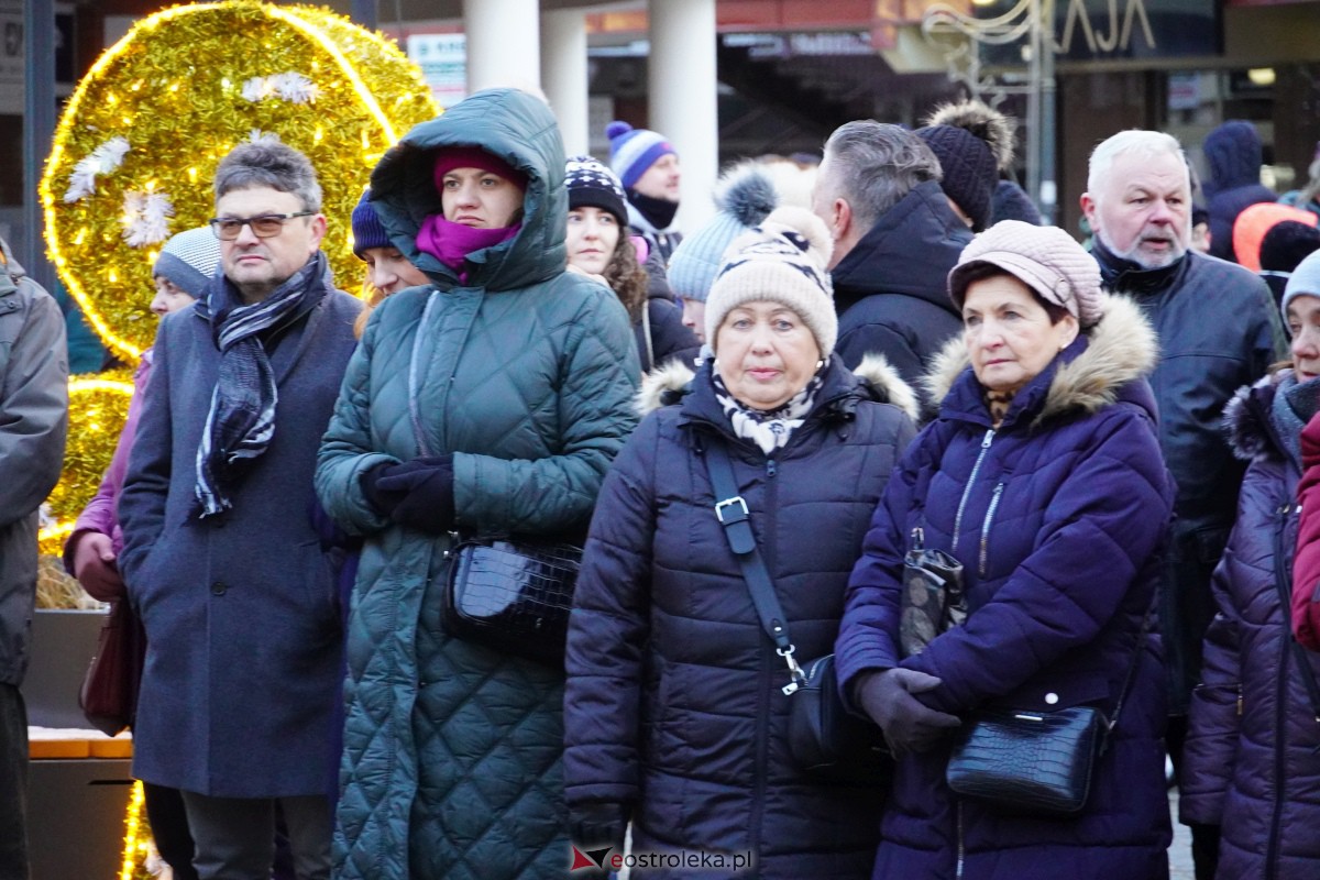 Wigilia miejska 2023 w Ostrołęce [23.12.2023] - zdjęcie #92 - eOstroleka.pl