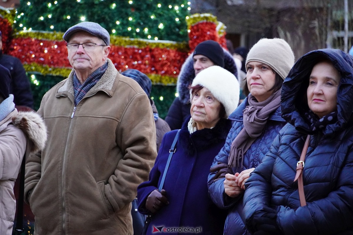 Wigilia miejska 2023 w Ostrołęce [23.12.2023] - zdjęcie #87 - eOstroleka.pl