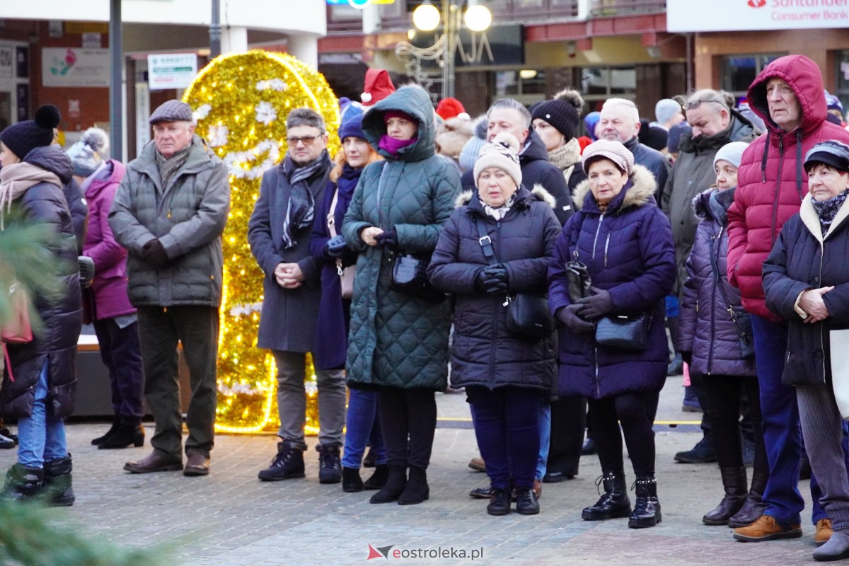 Wigilia miejska 2023 w Ostrołęce [23.12.2023] - zdjęcie #76 - eOstroleka.pl